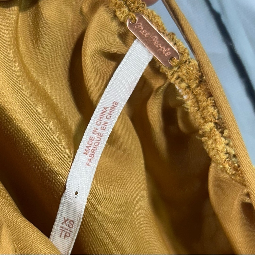 🌼Free People🌼 Fairy Lights Lace Tent Dress Womens Gold Velvet Strappy Mini Sz XS - Picture 8 of 14